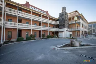 1247 Gruene Rd, New Braunfels, TX 78130 - Photo 6