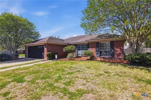 102 Palomino Ln, Victoria, TX 77904 - Photo 2