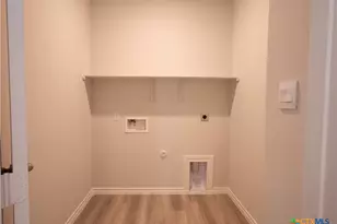 3701 Moffat Ct, Belton, TX 76513 - Photo 8