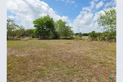 3205 Callis, Victoria, TX 77901 - Photo 2
