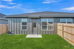 647 Pacific Crest Trail, Copperas Cove, TX 76522 - Photo 2