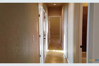 1055 Carolyn Cove, New Braunfels, TX 78130 - Photo 8