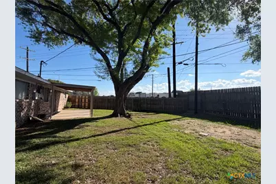 111 Lancelot Street #1, Victoria, TX 77904 - Photo 6
