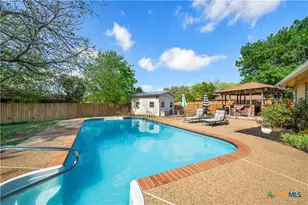 208 Red Oak Dr, Harker Heights, TX 76548 - Photo 34