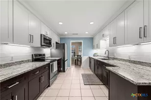 208 Red Oak Dr, Harker Heights, TX 76548 - Photo 10