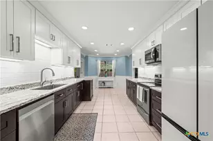 208 Red Oak Dr, Harker Heights, TX 76548 - Photo 12