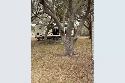 14 Pelican Point, Port Lavaca, TX 77979 - Photo 8