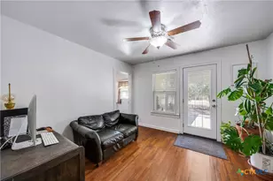 615 E Main Ave, Karnes City, TX 78118 - Photo 4