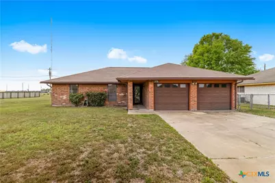 307 Pheasant Drive, Victoria, TX 77905 - Photo 1