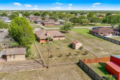 307 Pheasant Drive, Victoria, TX 77905 - Photo 28