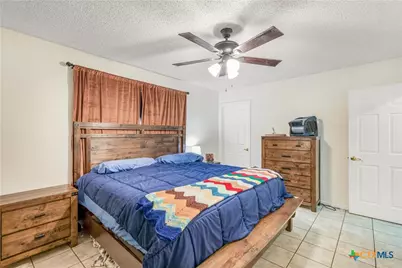 307 Pheasant Drive, Victoria, TX 77905 - Photo 12