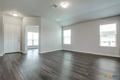 1041 Lauren Street, New Braunfels, TX 78130 - Photo 6