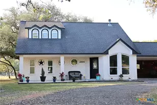 264 Live Oak Dr, Inez, TX 77968 - Photo 2