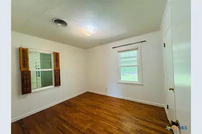 302 N 28th Street, Gatesville, TX 76528 - Photo 10