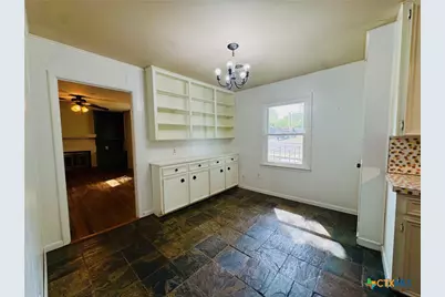 302 N 28th Street, Gatesville, TX 76528 - Photo 16