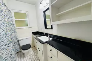 302 N 28th St, Gatesville, TX 76528 - Photo 12