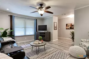 1327 Sea Breeze, New Braunfels, TX 78130 - Photo 4