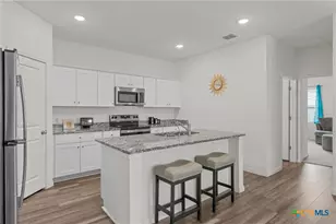 121 Sudden Impact Dr, Jarrell, TX 76537 - Photo 10