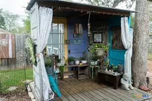 309 Hessler Dr, Hallettsville, TX 77964 - Photo 16