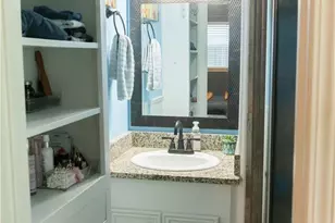 309 Hessler Dr, Hallettsville, TX 77964 - Photo 18