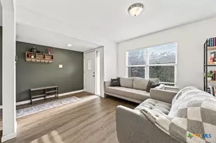 11926 Holm Oaks Dr, San Antonio, TX 78249 - Photo 6