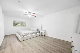 11926 Holm Oaks Dr, San Antonio, TX 78249 - Photo 20