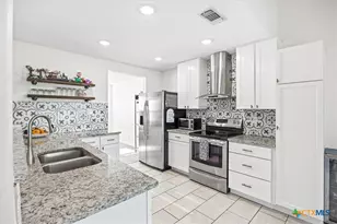 11926 Holm Oaks Dr, San Antonio, TX 78249 - Photo 16