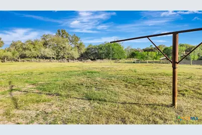 405 Camino Drive, Victoria, TX 77905 - Photo 16