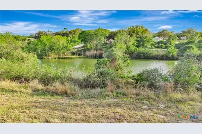 405 Camino Drive, Victoria, TX 77905 - Photo 12