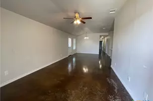 202 Lowes Blvd, Killeen, TX 76542 - Photo 2