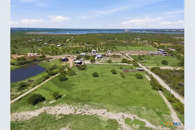 7293 Fm 327, Elmendorf, TX 78112 - Photo 6