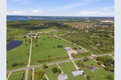 7293 Fm 327, Elmendorf, TX 78112 - Photo 24