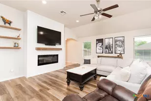 2314 Carriage House Dr, Temple, TX 76502 - Photo 2