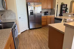 1126 Neuberry Cliffe, Temple, TX 76502 - Photo 6