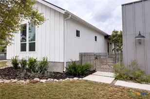 5 Cripple Creek Ct, Wimberley, TX 78676 - Photo 1