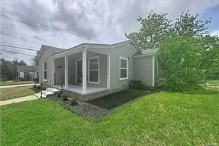 1014 S 43rd St, Temple, TX 76504 - Photo 4