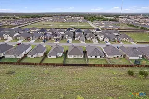 1037 Shelby Dr, Belton, TX 76513 - Photo 6