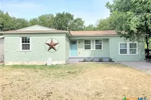 605 N 11th St, Copperas Cove, TX 76522 - Photo 1