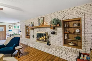 501 Dundee St, Victoria, TX 77904 - Photo 12