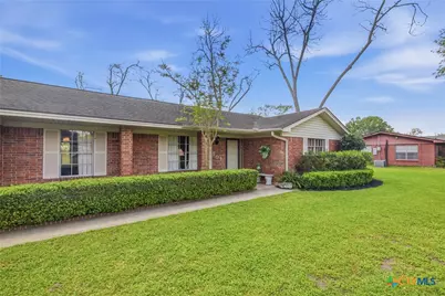 501 Dundee Street, Victoria, TX 77904 - Photo 6