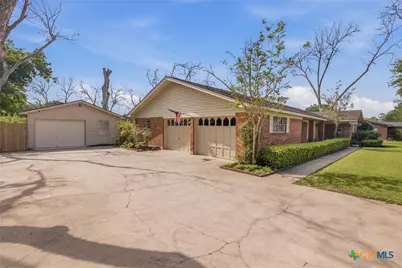 501 Dundee Street, Victoria, TX 77904 - Photo 8