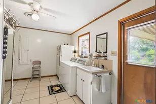 501 Dundee St, Victoria, TX 77904 - Photo 34