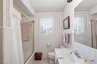 501 Dundee St, Victoria, TX 77904 - Photo 32