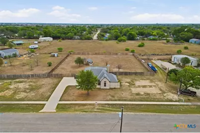 197 Thomas Drive, Martindale, TX 78655 - Photo 24