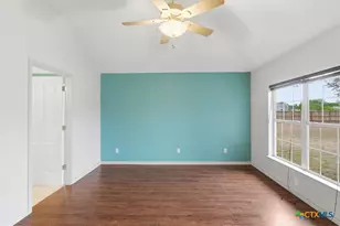 197 Thomas Dr, Martindale, TX 78655 - Photo 12