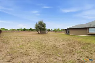 197 Thomas Dr, Martindale, TX 78655 - Photo 20