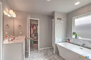 902 Earp Dr, Killeen, TX 76542 - Photo 30