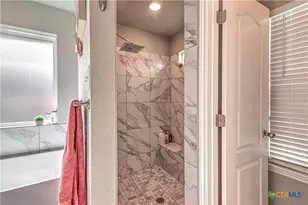 902 Earp Dr, Killeen, TX 76542 - Photo 32