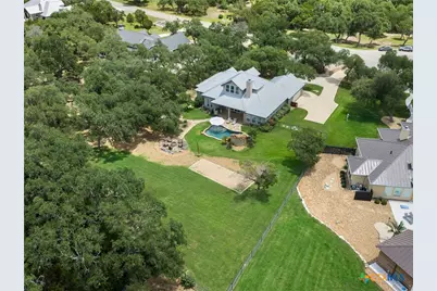 654 Copper Trace, New Braunfels, TX 78132 - Photo 32
