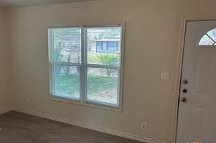 912 Southside Dr, Killeen, TX 76541 - Photo 2